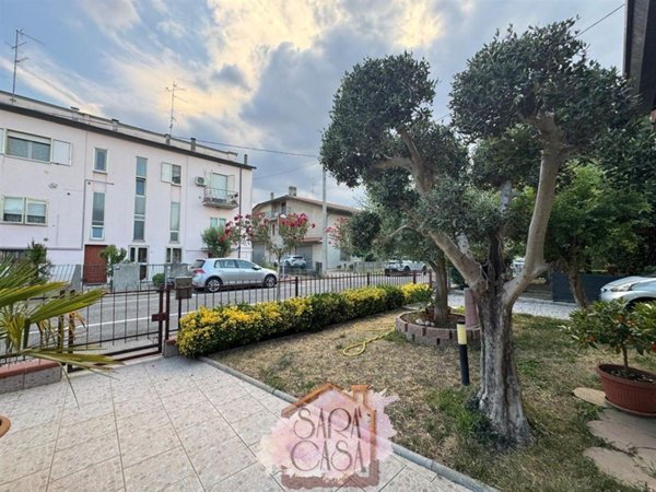 casa indipendente in vendita a Massa Lombarda