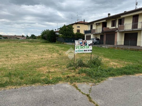 terreno agricolo in vendita a Massa Lombarda