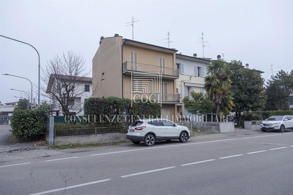 casa indipendente in vendita a Massa Lombarda