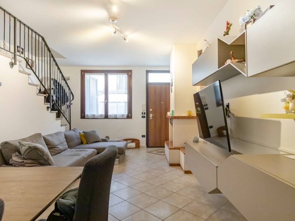 casa indipendente in vendita a Massa Lombarda