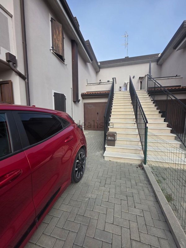 casa indipendente in vendita a Massa Lombarda