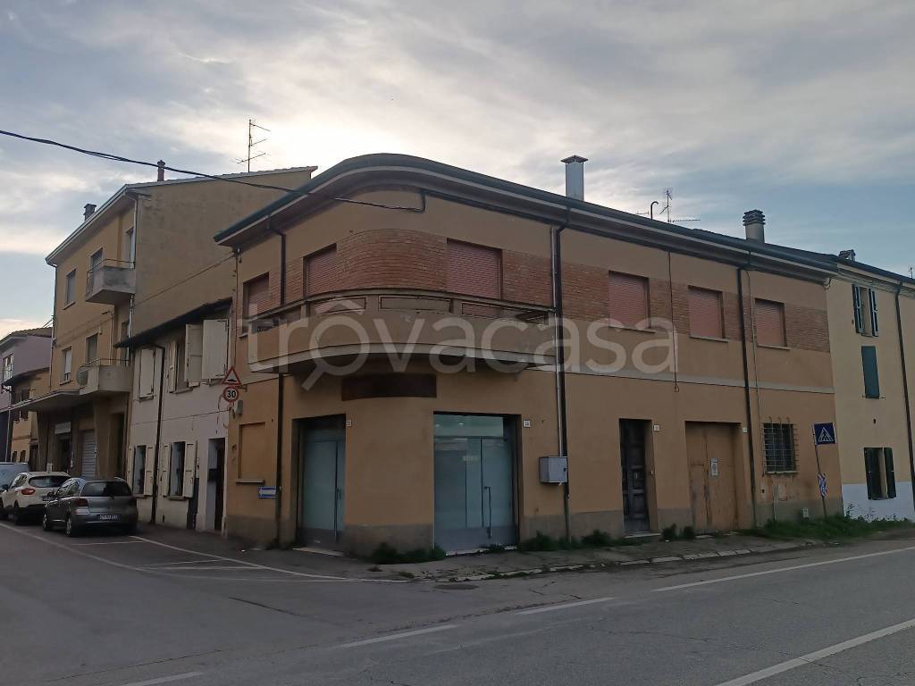 casa indipendente in vendita a Massa Lombarda