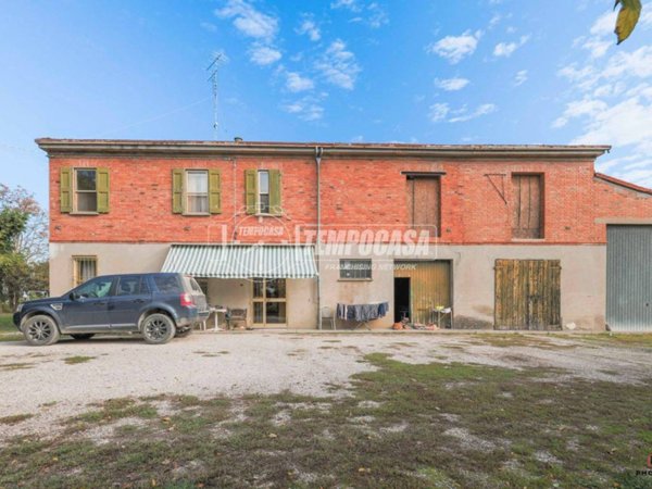 casa indipendente in vendita a Massa Lombarda