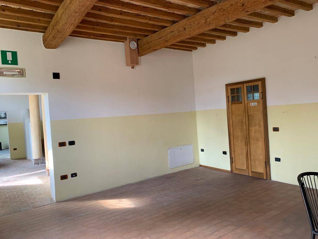 negozio in vendita a Massa Lombarda