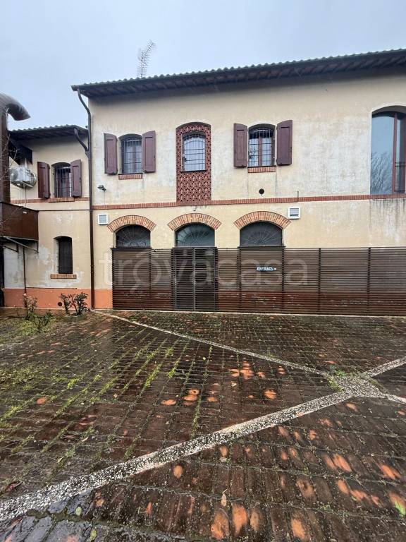 negozio in vendita a Massa Lombarda