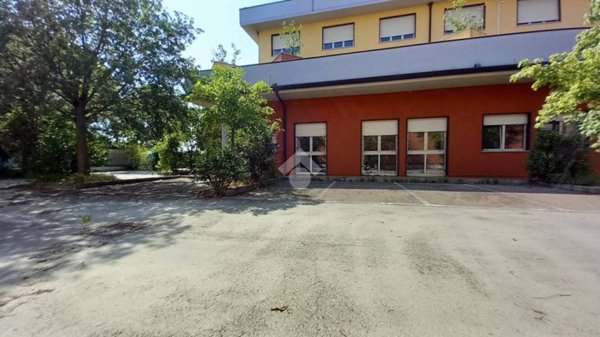 ufficio in vendita a Massa Lombarda