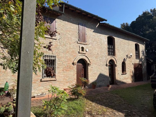 casa indipendente in vendita a Massa Lombarda
