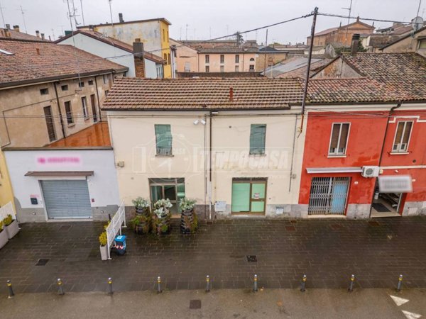 negozio in vendita a Massa Lombarda