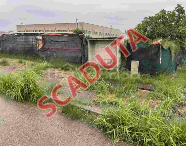 terreno edificabile in vendita a Massa Lombarda