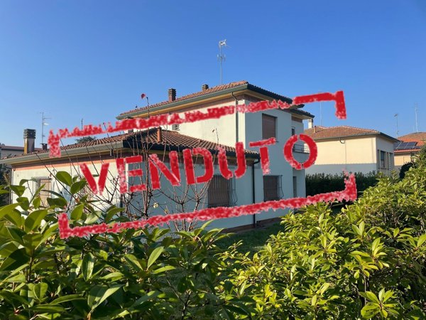 casa indipendente in vendita a Massa Lombarda