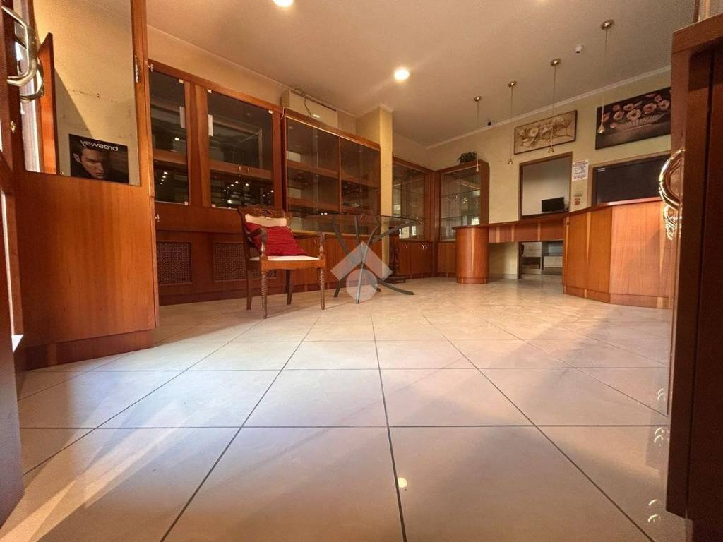 negozio in vendita a Massa Lombarda