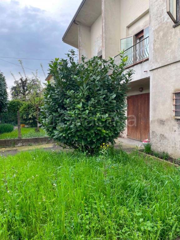 casa indipendente in vendita a Massa Lombarda