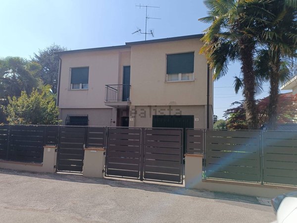 casa indipendente in vendita a Massa Lombarda