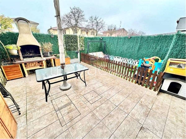 casa indipendente in vendita a Massa Lombarda