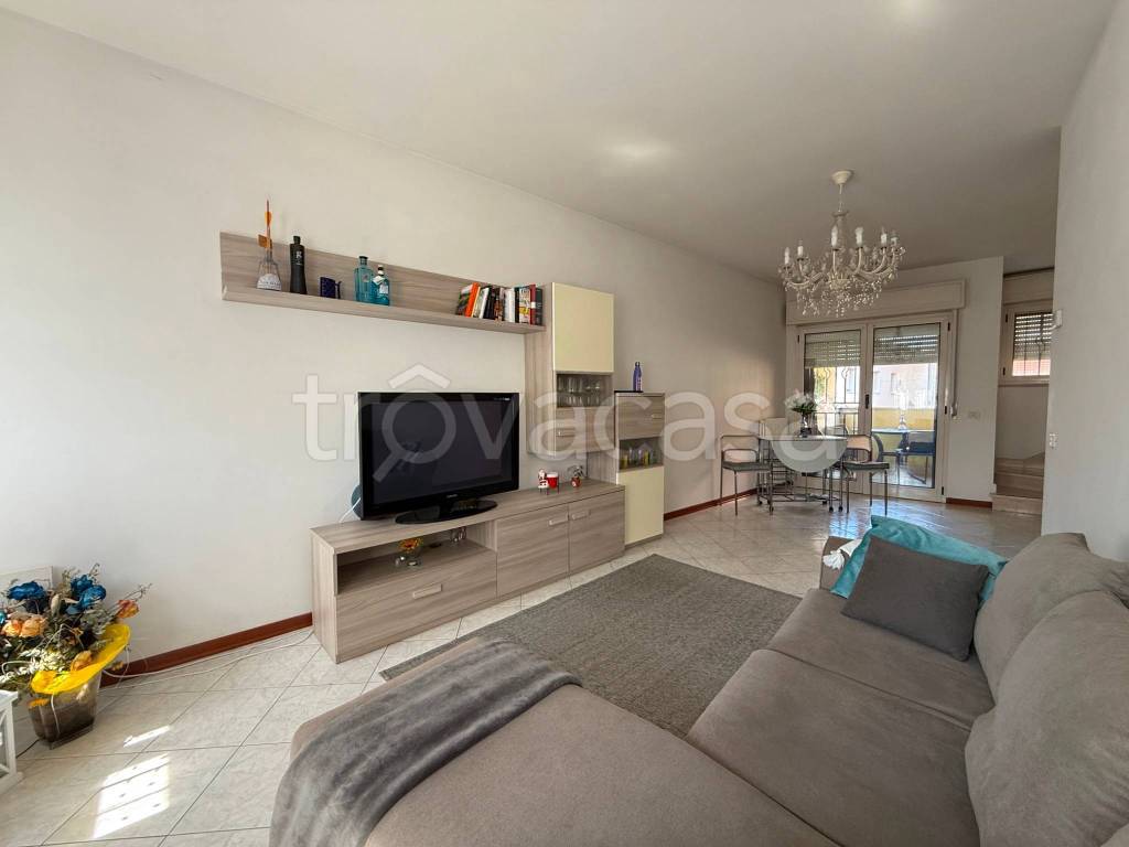 casa indipendente in vendita a Massa Lombarda