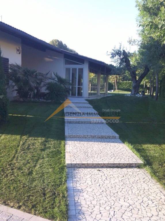 casa indipendente in vendita a Ravenna in zona Piangipane