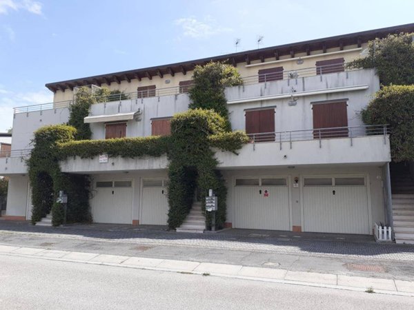 appartamento in vendita a Ravenna in zona Casal Borsetti