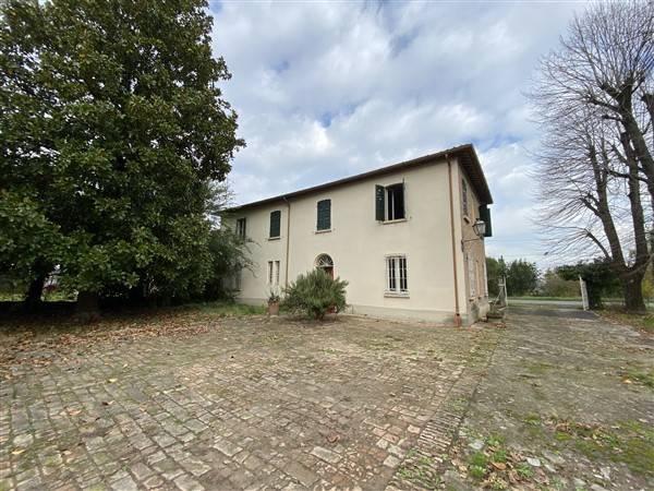 casa indipendente in vendita a Ravenna in zona San Pietro in Vincoli