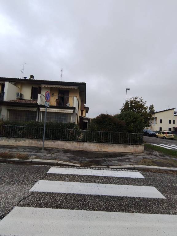 casa indipendente in vendita a Ravenna in zona Santerno