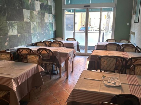 negozio in vendita a Ravenna