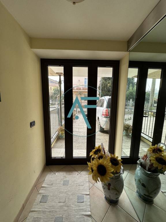 casa indipendente in vendita a Ravenna in zona Classe