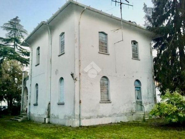 casa indipendente in vendita a Ravenna in zona Castiglione di Ravenna