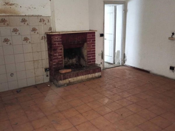 casa indipendente in vendita a Ravenna in zona Mezzano