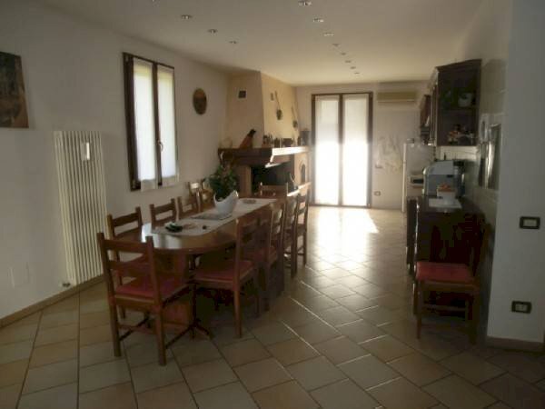 casa indipendente in vendita a Ravenna in zona Ponte Nuovo
