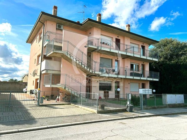 appartamento in vendita a Ravenna in zona Roncalceci