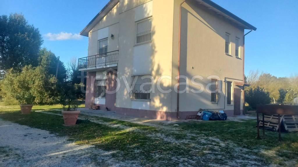 casa indipendente in vendita a Ravenna in zona Savarna / Conventello