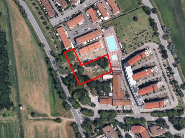 terreno edificabile in vendita a Ravenna in zona Lido Adriano
