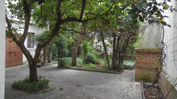 casa indipendente in vendita a Ravenna in zona Centro Storico