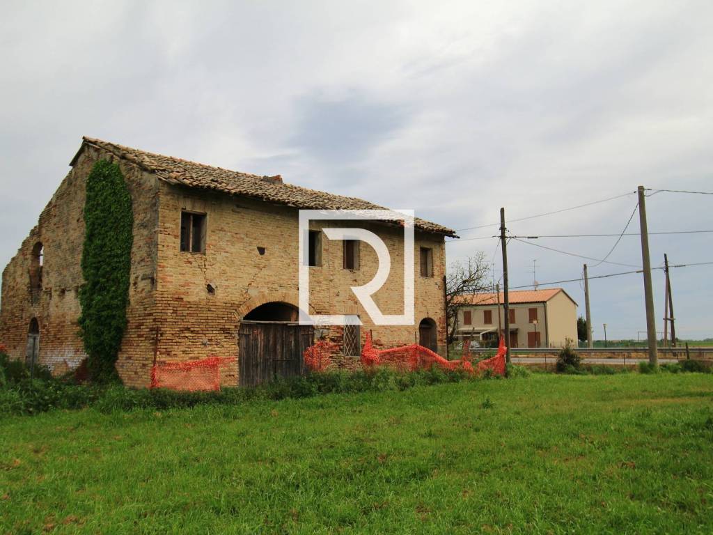 casa indipendente in vendita a Ravenna in zona Sant'Alberto
