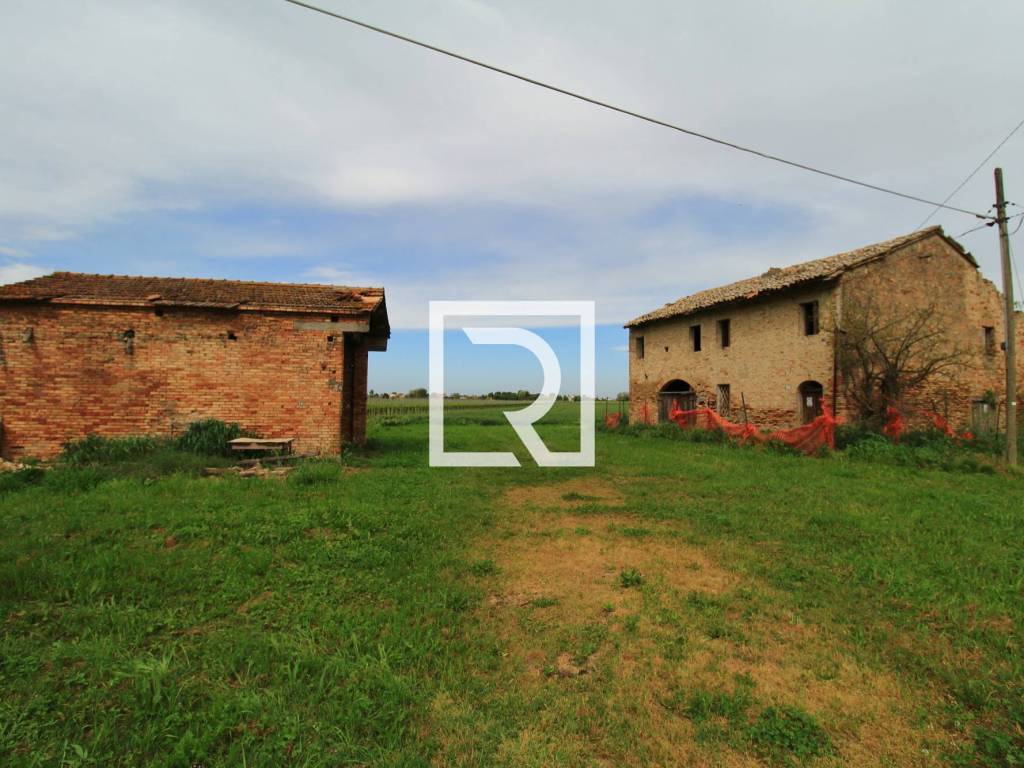 casa indipendente in vendita a Ravenna in zona Sant'Alberto