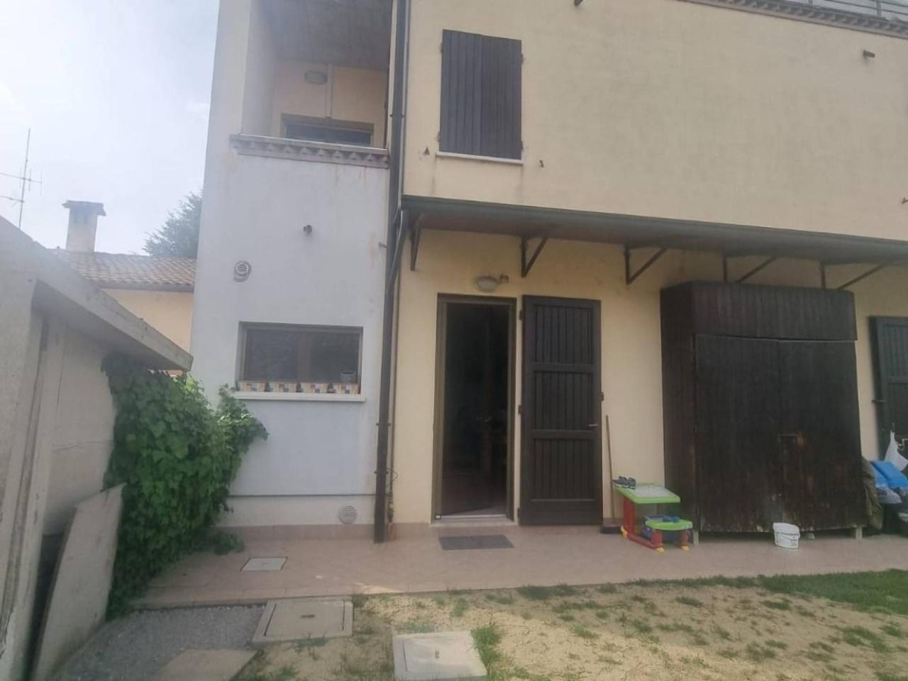 casa indipendente in vendita a Ravenna in zona San Zaccaria