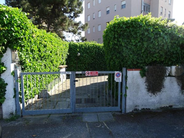 casa indipendente in vendita a Ravenna in zona Lido Adriano