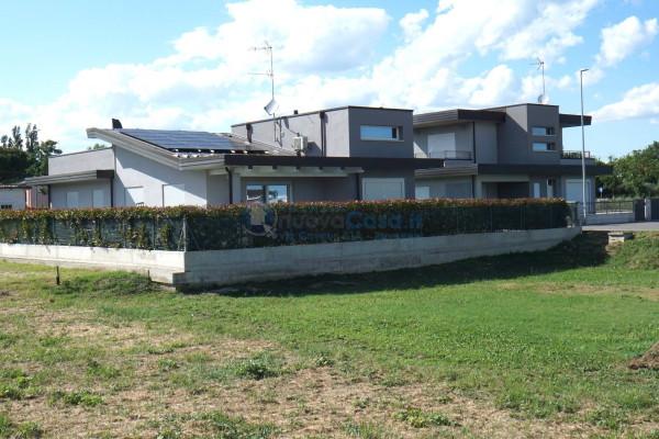 casa indipendente in vendita a Ravenna in zona Ponte Nuovo