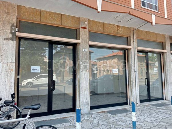 negozio in vendita a Ravenna