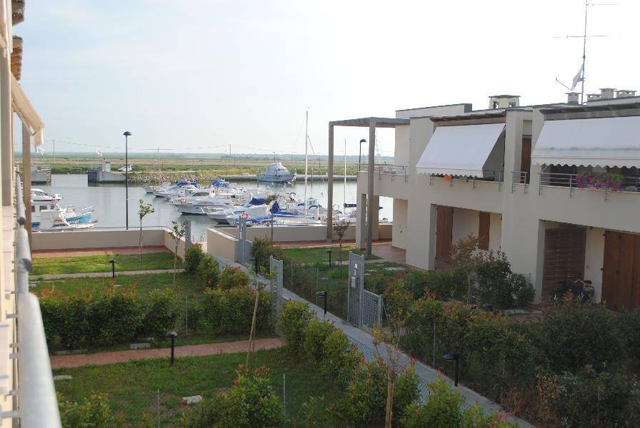 appartamento in vendita a Ravenna in zona Casal Borsetti