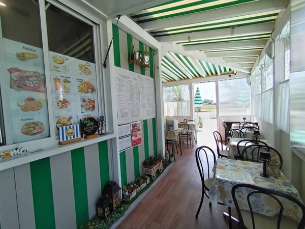 negozio in vendita a Ravenna in zona Piangipane