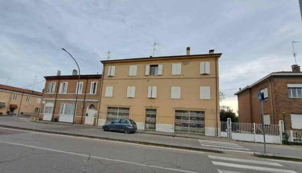 casa indipendente in vendita a Ravenna in zona Centro Storico
