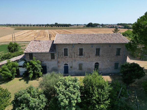 casa indipendente in vendita a Ravenna in zona San Pietro in Vincoli