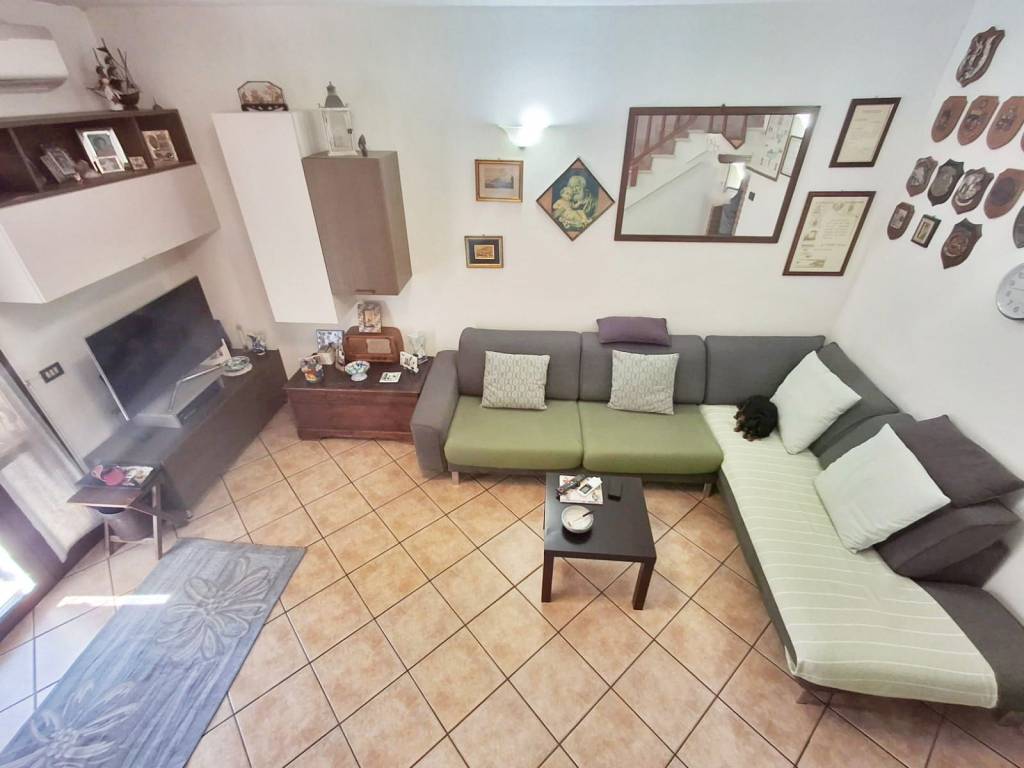 casa indipendente in vendita a Ravenna in zona Madonna dell'Albero