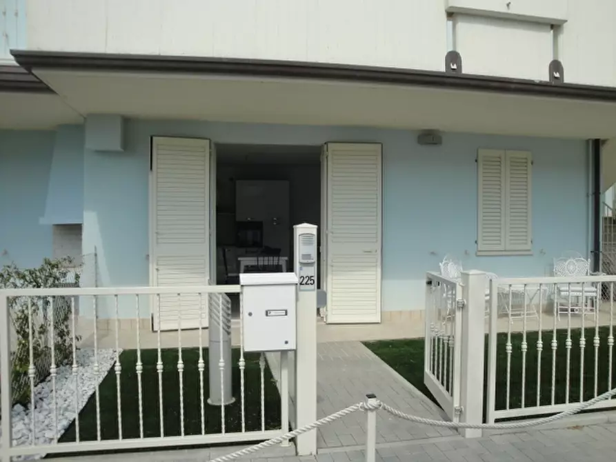 appartamento in vendita a Ravenna in zona Lido Adriano