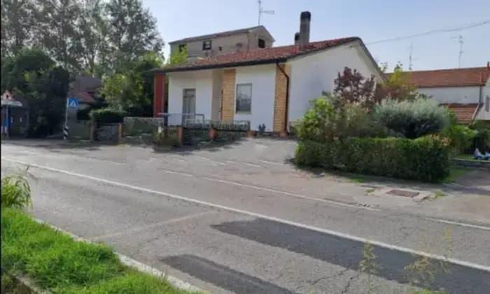 casa indipendente in vendita a Ravenna in zona Mezzano
