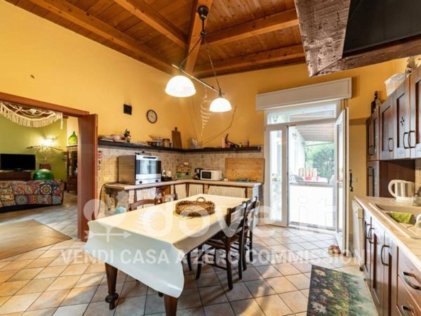 casa indipendente in vendita a Ravenna in zona Centro Storico
