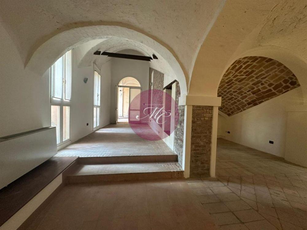 ufficio in vendita a Ravenna in zona Centro Storico