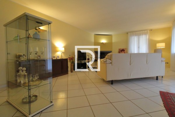 casa indipendente in vendita a Ravenna in zona Borgo Montone