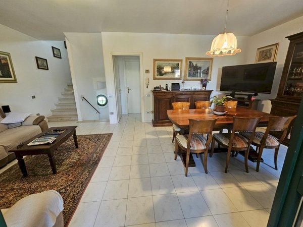 casa indipendente in vendita a Ravenna in zona Classe