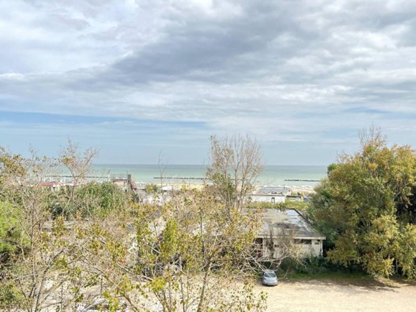 appartamento in vendita a Ravenna in zona Lido di Classe
